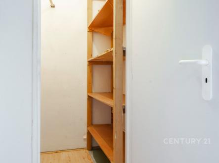 . | Pronájem bytu, 1+1, 42 m²