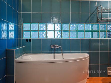 . | Pronájem bytu, 2+kk, 50 m²