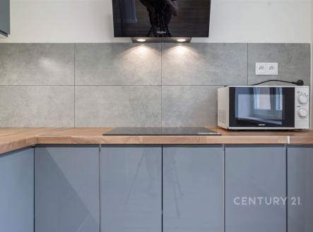 . | Pronájem bytu, 2+1, 50 m²