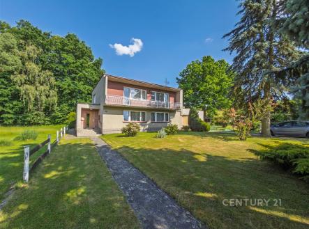 . | Prodej - dům/vila, 261 m²
