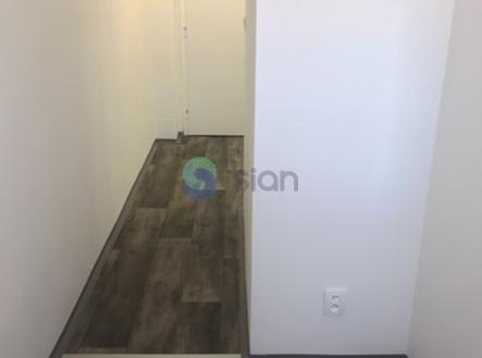 10690.jpg | Pronájem bytu, 1+1, 40 m²