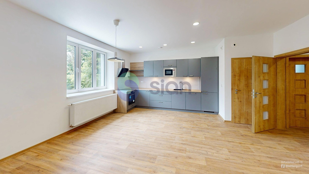 kitchen-defurnished-4.jpg