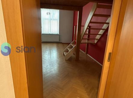 chatgpt-image-22.10.2025-12-05-54.png | Pronájem bytu, 2+1, 66 m²