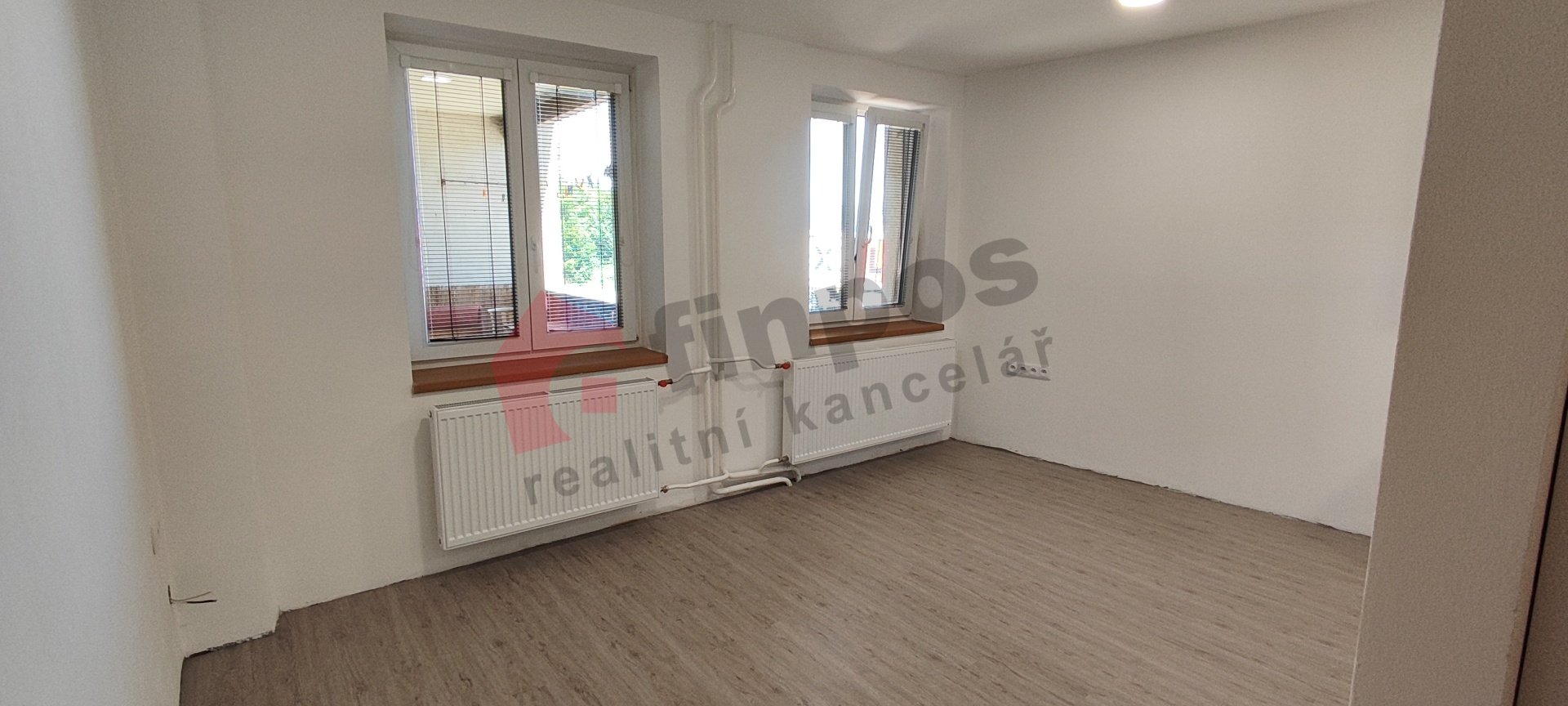 Pronájem bytu 1+kk 25 m2 ve Vlašimi, Žižkovo nám. - okr. Benešov