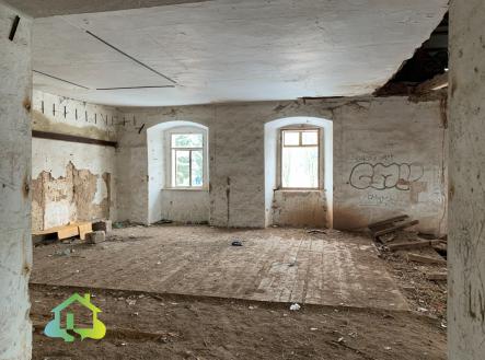 03 | Prodej - historický objekt, 1 753 m²