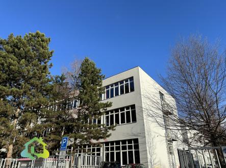 02 | Pronájem - komerční objekt, sklad, 527 m²