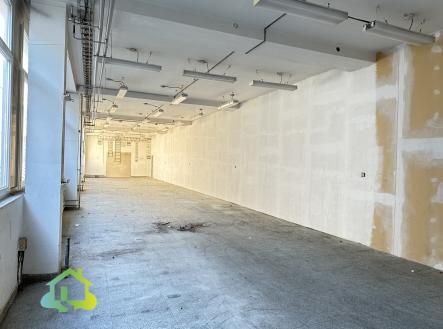 12 | Pronájem - komerční objekt, sklad, 527 m²