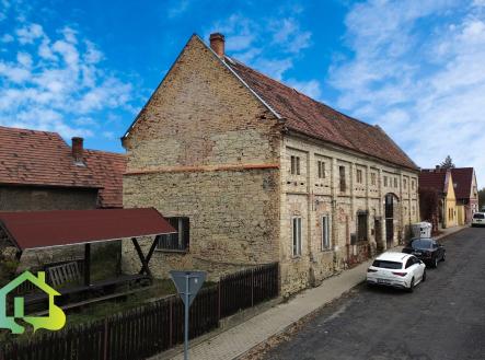 Prodej - dům/vila, 234 m² obrázek