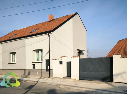 01_nova | Prodej - dům/vila, 130 m²