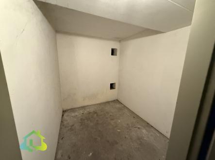 04 | Prodej - malý objekt/garáž