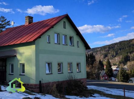 01 | Prodej - dům/vila, 235 m²