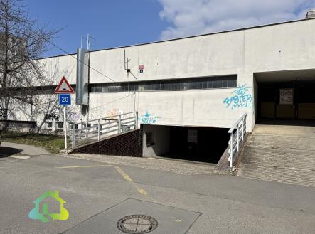 4 | Prodej - malý objekt/garáž