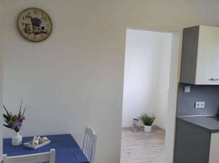 Pronájem bytu, 2+1, 33 m²