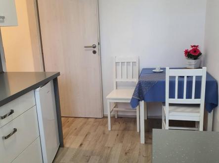 Pronájem bytu, 2+1, 33 m²