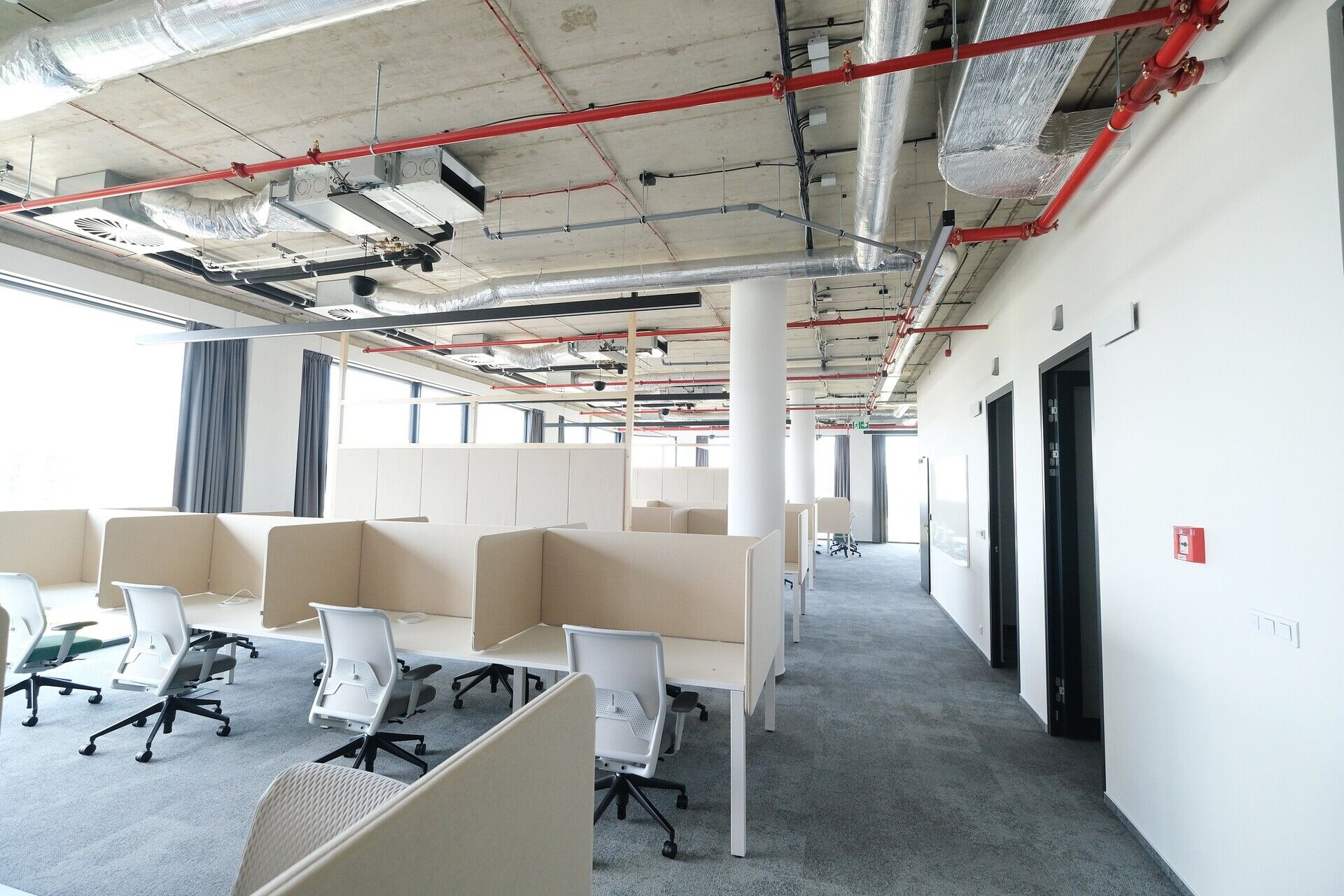 Nové moderní kanceláře Praha 8 Karlín o ploše 1 480 m2