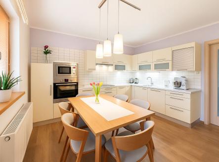 Prodej - dům/vila, 239 m²