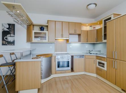 Pronájem bytu, 2+kk, 71 m² obrázek