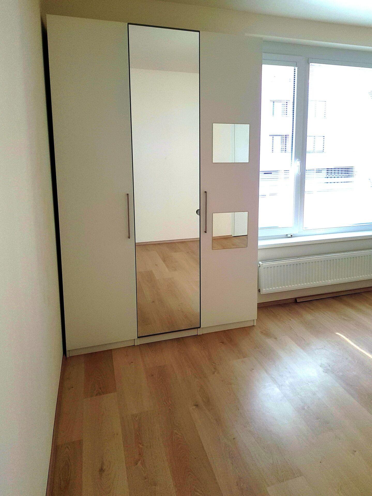 2+kk/B 43,2 m2 s gar. stáním, Honzíkova, Praha 10 Dolní Měcholupy