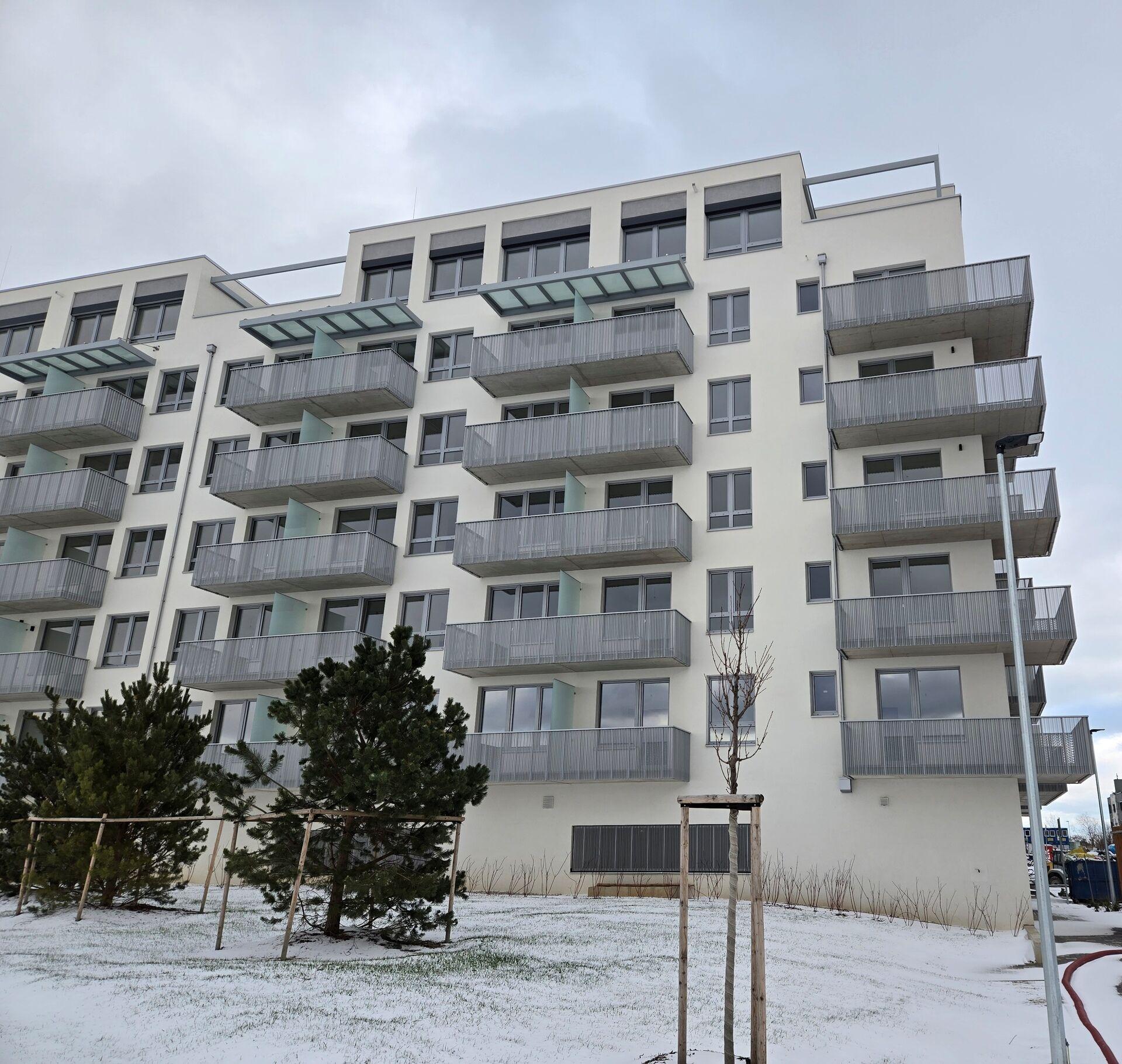 2+kk/B 44,3 m2 s gar. stáním, Honzíkova, Praha 10 Dolní Měcholupy