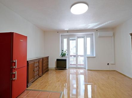 Pronájem bytu, 1+kk, 35 m²