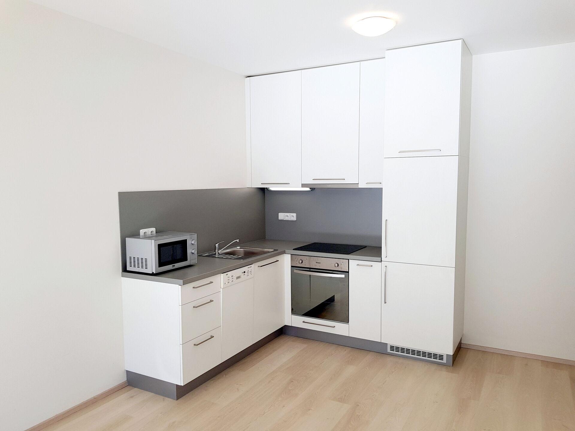 2+kk 54 m2 + balkon a gar.stání, Praha 10 Dolní Měcholupy