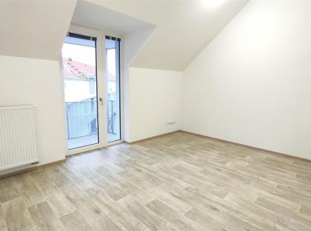 . | Pronájem bytu, 2+kk, 59 m²