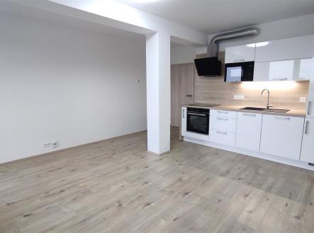 . | Pronájem bytu, 2+kk, 55 m²