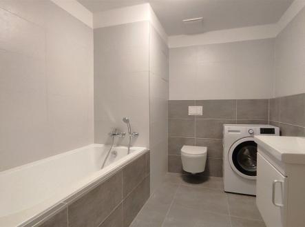 . | Pronájem bytu, 2+kk, 55 m²