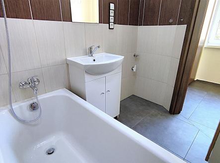 . | Pronájem bytu, 2+1, 53 m²