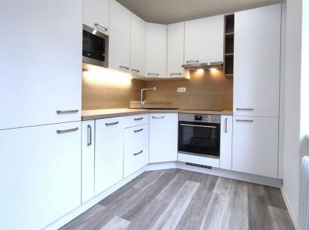 . | Pronájem bytu, 3+1, 64 m²