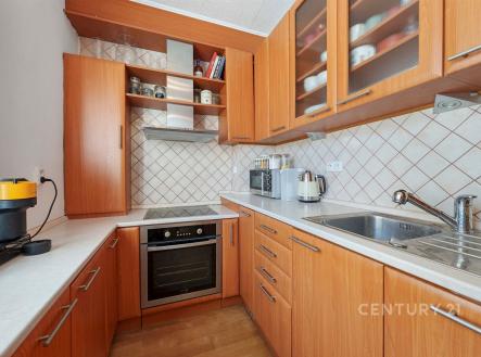 . | Prodej bytu, 3+kk, 65 m²