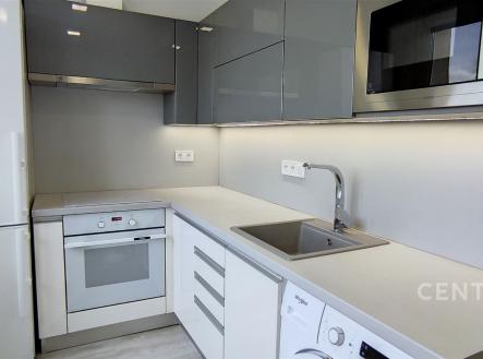 . | Pronájem bytu, 2+1, 55 m²