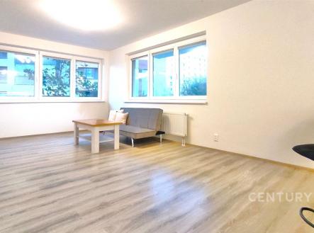 . | Pronájem bytu, 2+kk, 61 m²