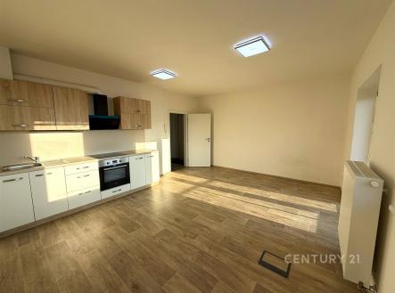 . | Pronájem bytu, 1+kk, 34 m²