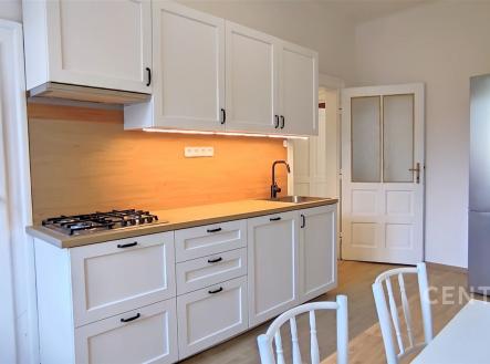 Pronájem bytu, 2+1, 96 m² obrázek