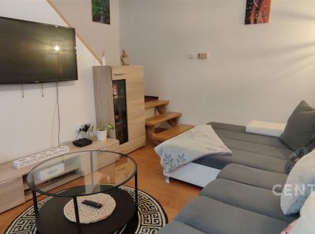 . | Pronájem - dům/vila, 80 m²