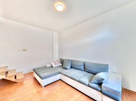 . | Pronájem - dům/vila, 80 m²