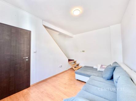 . | Pronájem - dům/vila, 80 m²