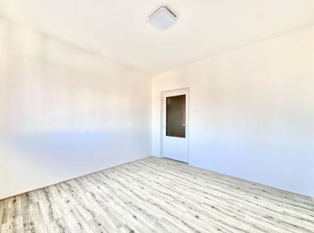 . | Pronájem bytu, 2+1, 56 m²