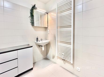 . | Prodej bytu, 1+kk, 32 m²