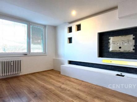 . | Pronájem bytu, 2+1, 56 m²