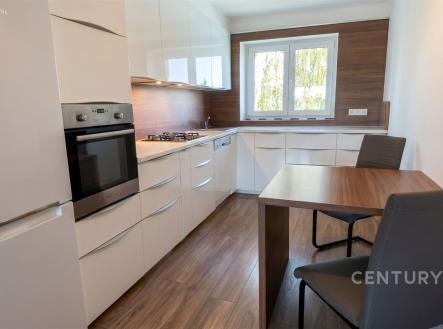 . | Pronájem bytu, 2+kk, 55 m²