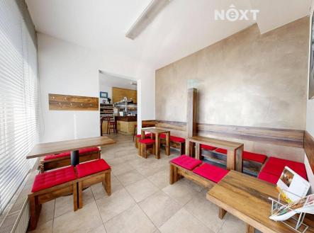 Pronájem - komerční objekt, obchodní centrum, 50 m²