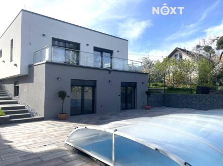 Pronájem - dům/vila, 190 m²
