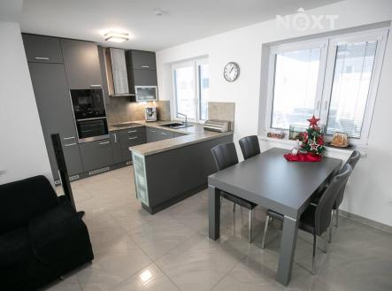 Prodej - dům/vila, 122 m²