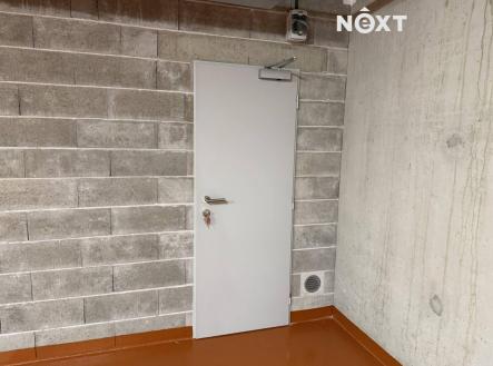 Pronájem - malý objekt/garáž