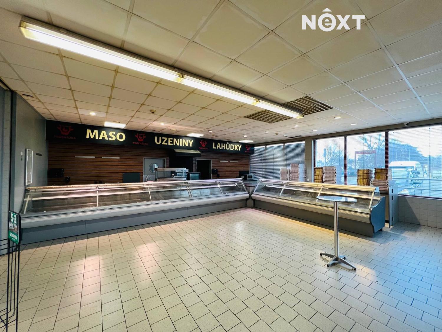 Pronájem komerční Obchodní prostory, 150㎡