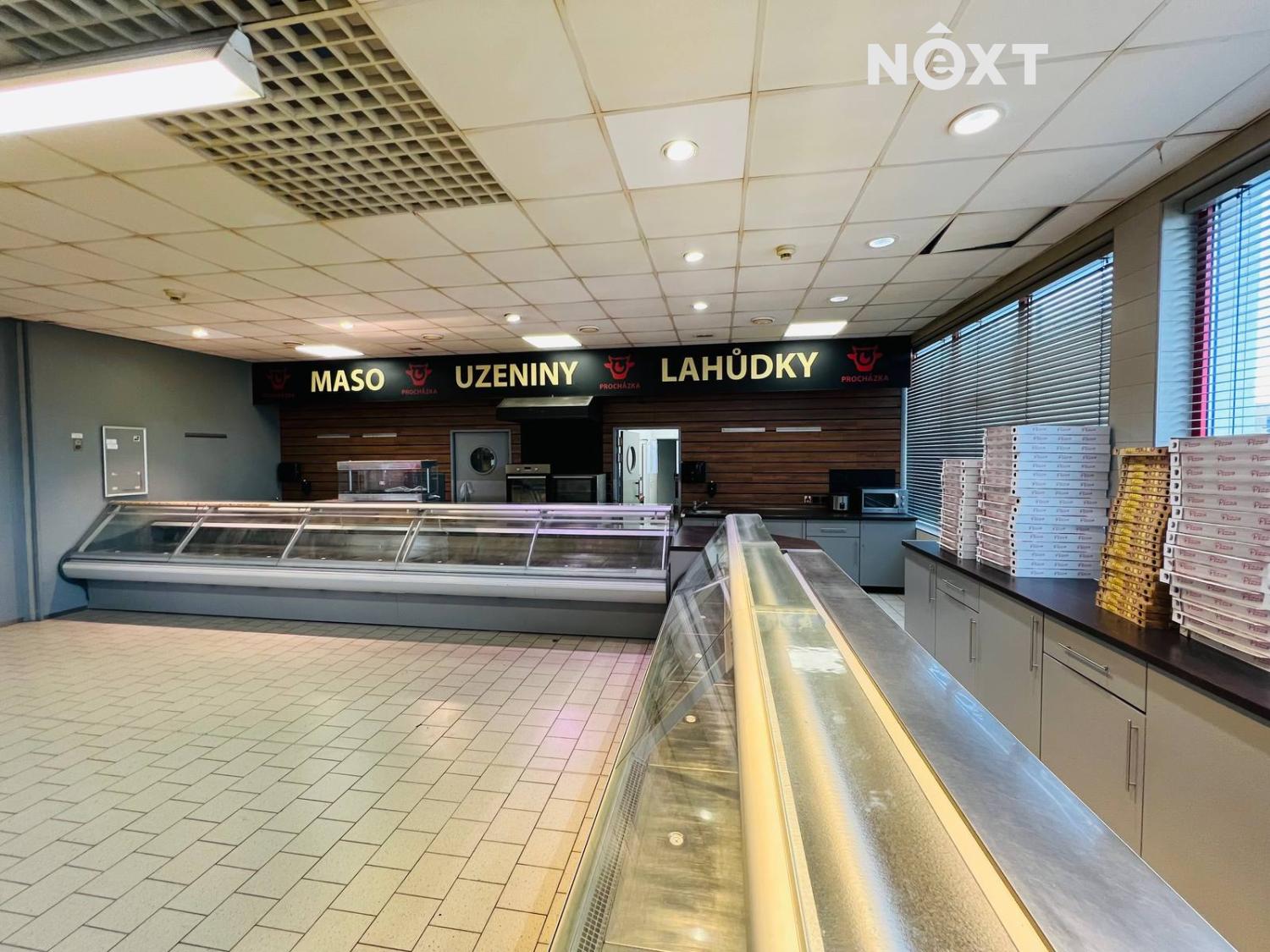 Pronájem komerční Obchodní prostory, 150㎡