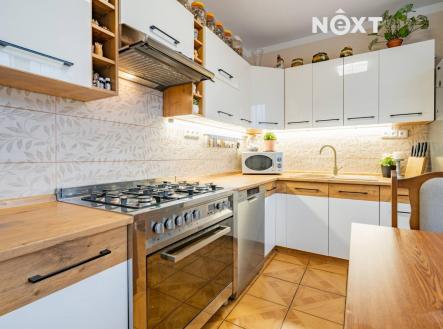 Prodej - dům/vila, 235 m²