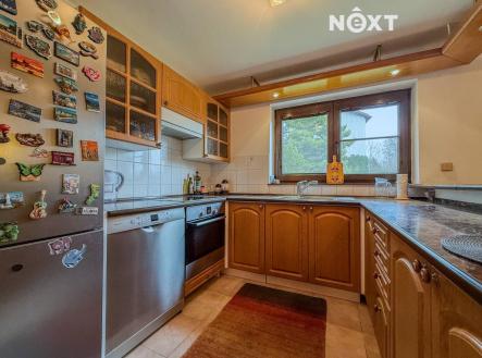 Prodej - dům/vila, 179 m²